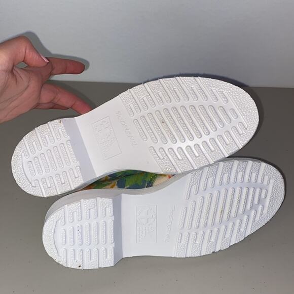 Dr. Martens 5 White Green Blue V Lester MTD Oxfords Tie-Dye Canvas Upper Lace-Up - Picture 11 of 12